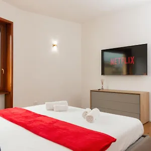 Free Parking - 5 Star - Sauna Luxury Apartment