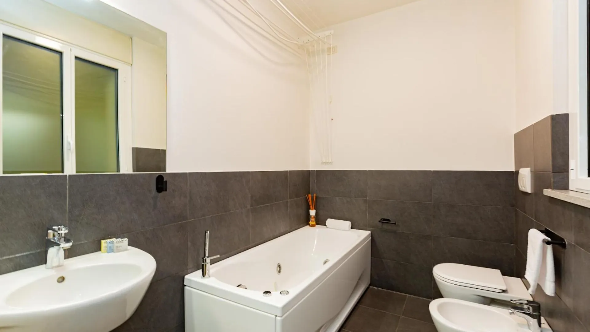 Premuda20 Milan Elegant Apartment